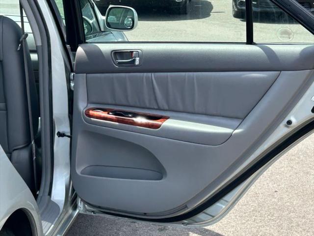 2002 Toyota Camry LE V6