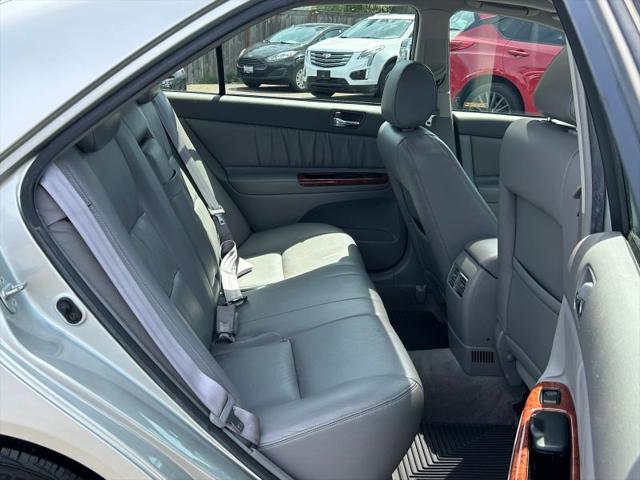 2002 Toyota Camry LE V6