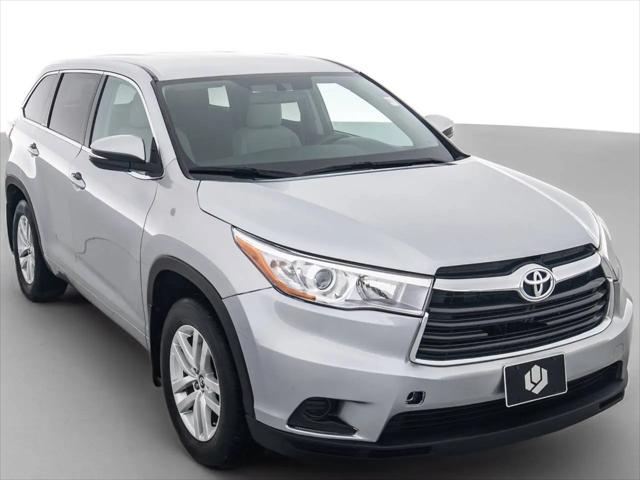 2016 Toyota Highlander LE V6 for sale in Coal City, IL