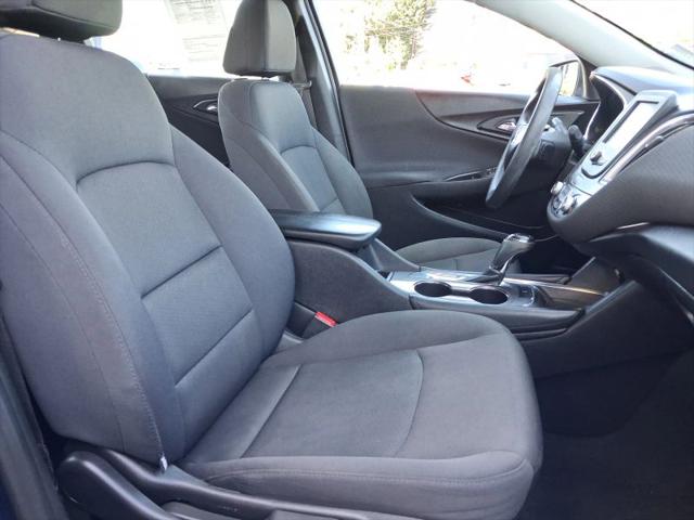 2017 Chevrolet Malibu 1LT