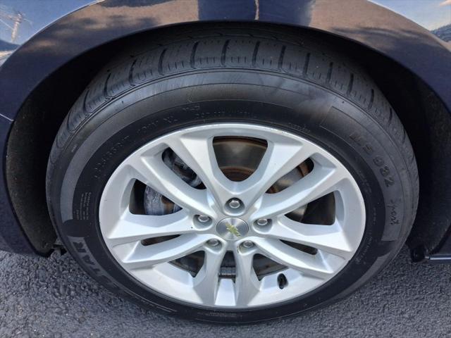 2017 Chevrolet Malibu 1LT