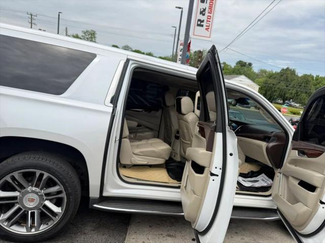 2016 Cadillac Escalade ESV Luxury Collection