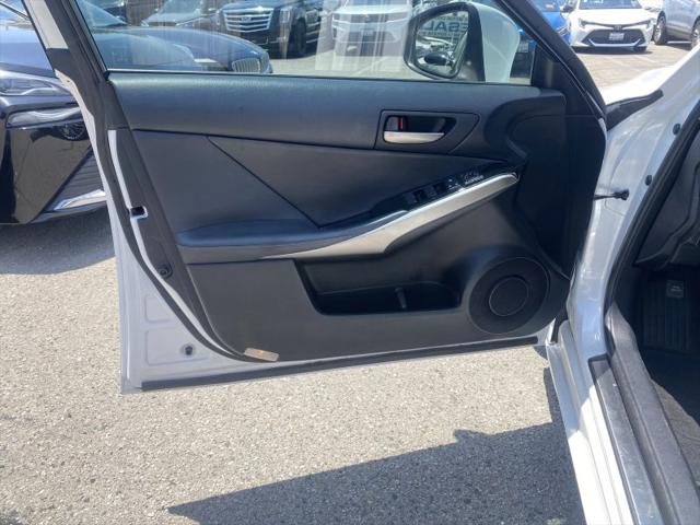 2018 Lexus IS 300 300