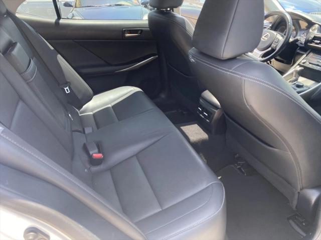2018 Lexus IS 300 300