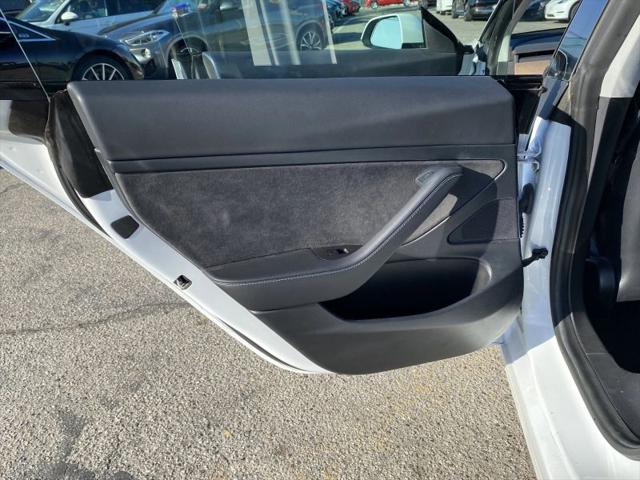 2021 Tesla Model 3 Standard Range Plus Rear-Wheel Drive