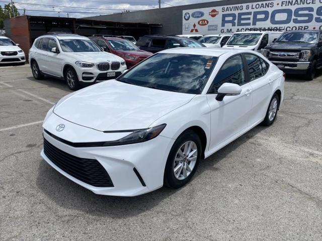 2025 Toyota Camry LE