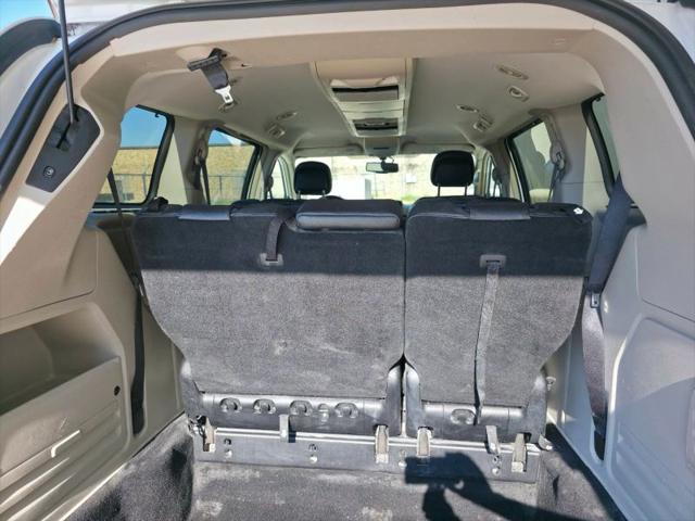 2014 Chrysler Town & Country Touring-L