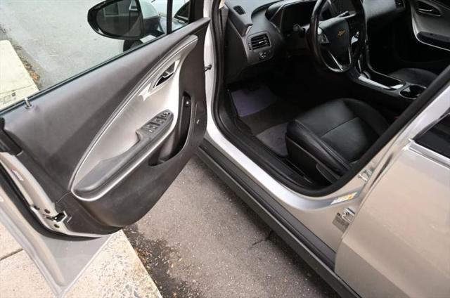 2014 Chevrolet Volt Base
