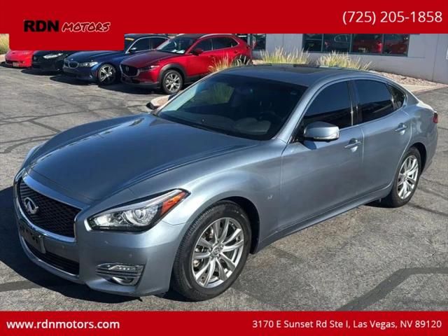 2018 INFINITI Q70 3.7 LUXE