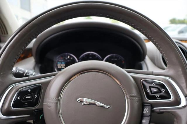 2011 Jaguar XJ XJ