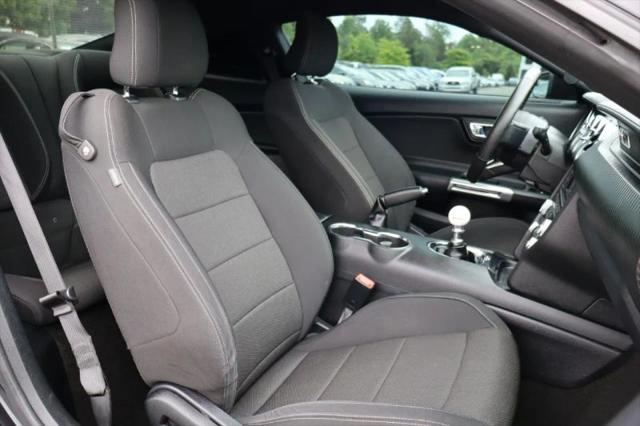2015 Ford Mustang V6
