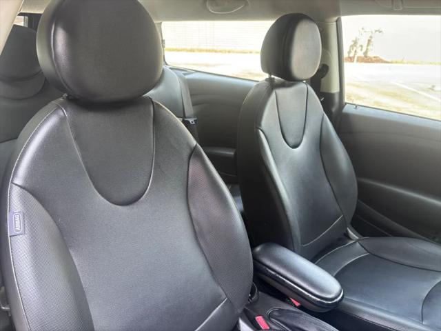 2013 MINI Cooper Clubman Cooper