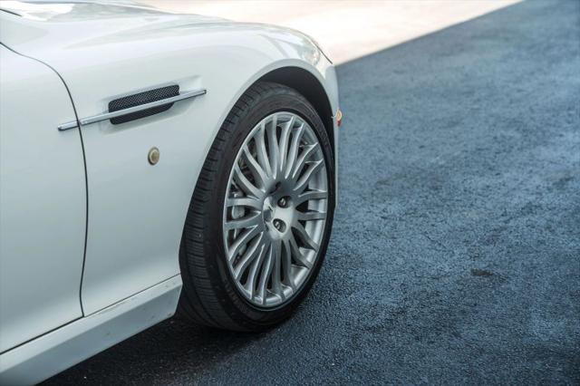 2011 Aston Martin DB9 Base