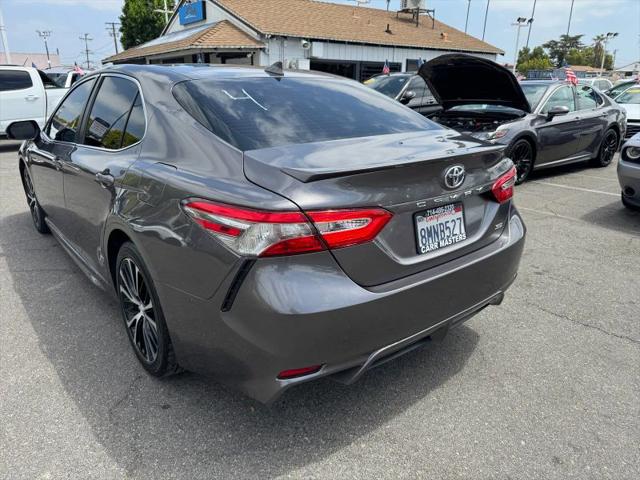 2019 Toyota Camry SE