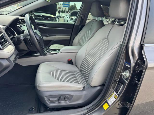 2019 Toyota Camry SE
