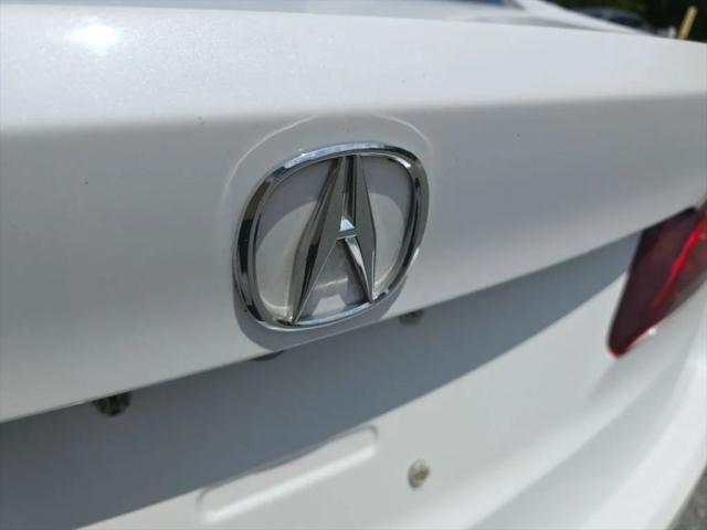 2017 Acura TLX w/Technology Package