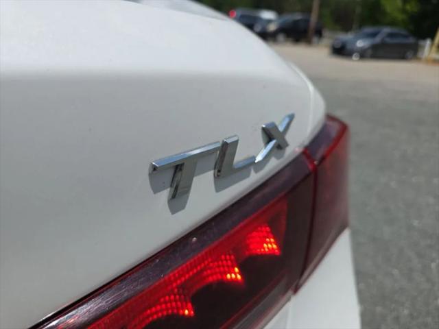 2017 Acura TLX w/Technology Package