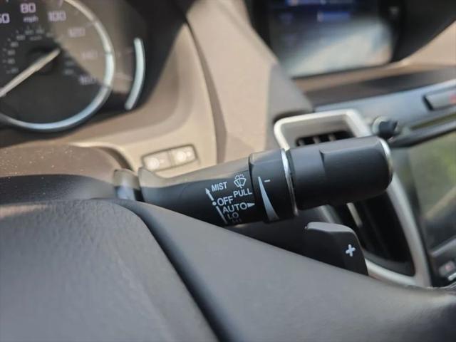 2017 Acura TLX w/Technology Package
