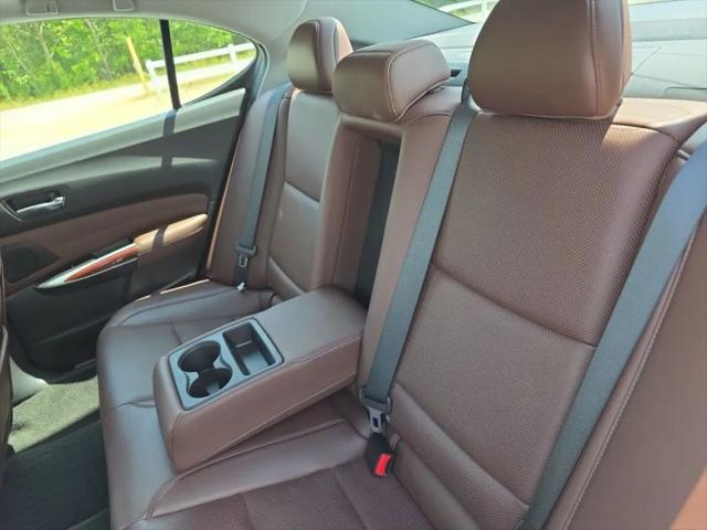 2017 Acura TLX w/Technology Package