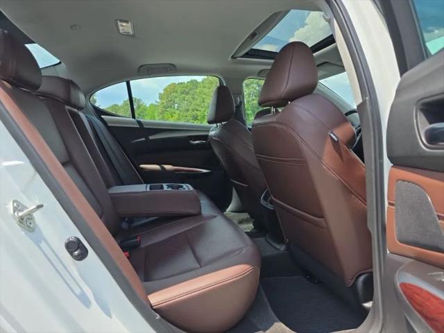 2017 Acura TLX w/Technology Package