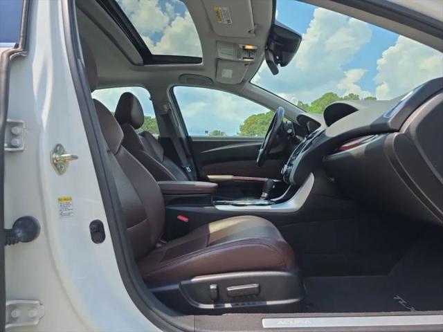 2017 Acura TLX w/Technology Package