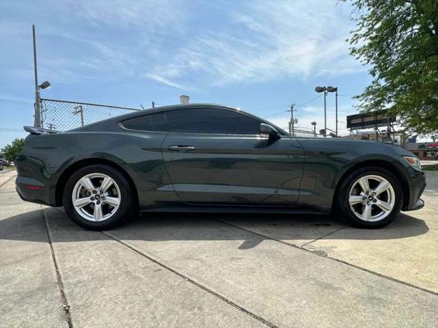2016 Ford Mustang V6