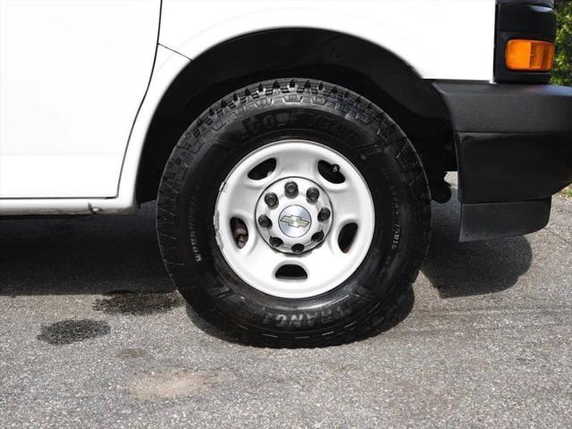 2021 Chevrolet Express Cargo Van RWD 2500 Regular Wheelbase WT