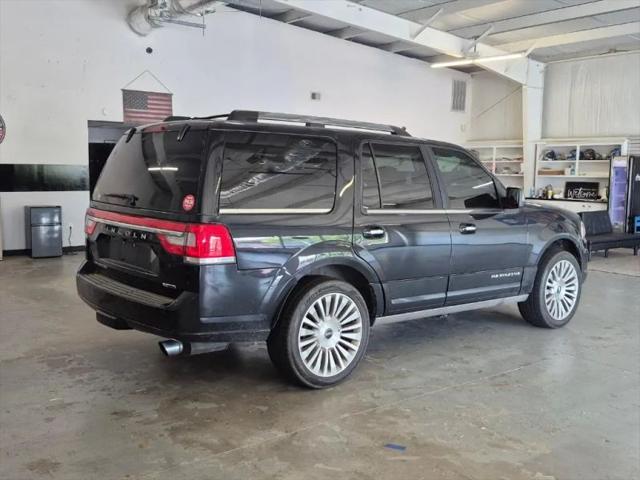 2015 Lincoln Navigator Base