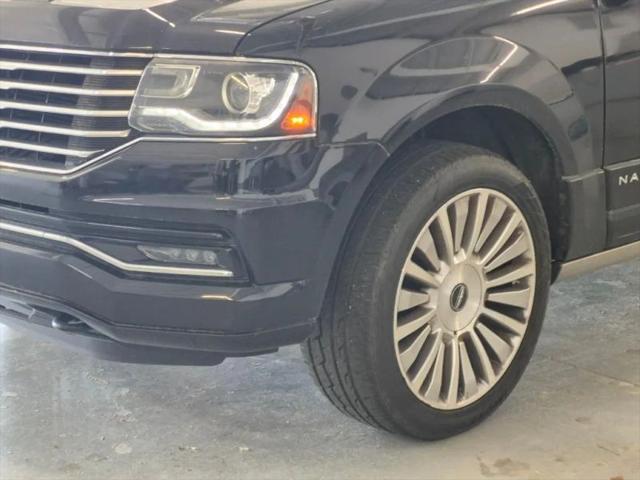 2015 Lincoln Navigator Base