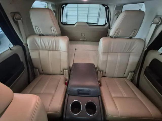2015 Lincoln Navigator Base