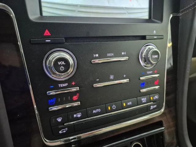 2015 Lincoln Navigator Base