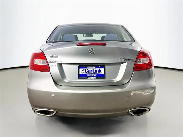 2010 Suzuki Kizashi SE