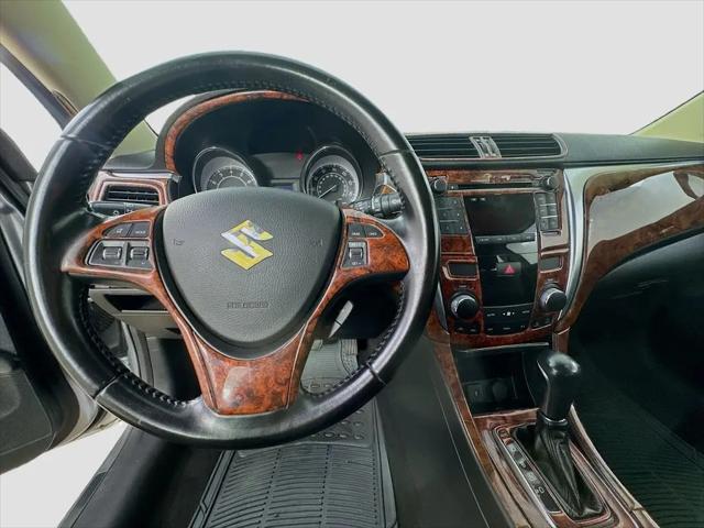 2010 Suzuki Kizashi SE