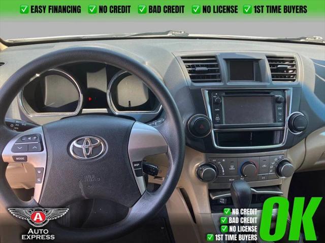 2013 Toyota Highlander Base