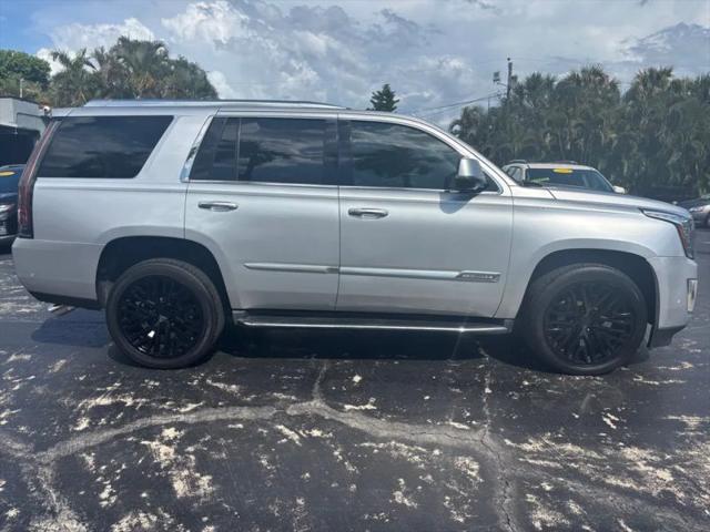 2017 Cadillac Escalade Luxury