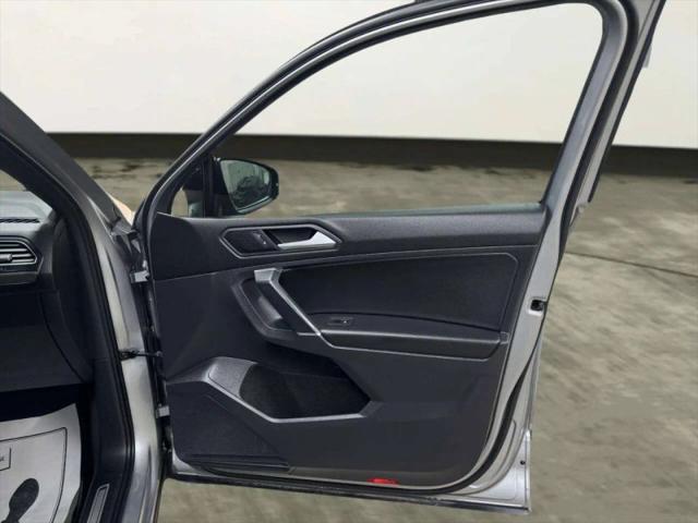 2020 Volkswagen Tiguan 2.0T SE R-Line Black