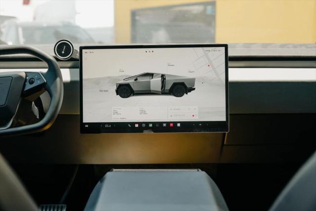 2025 Tesla Cybertruck Cyberbeast