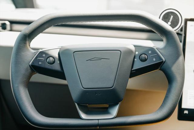 2025 Tesla Cybertruck Cyberbeast