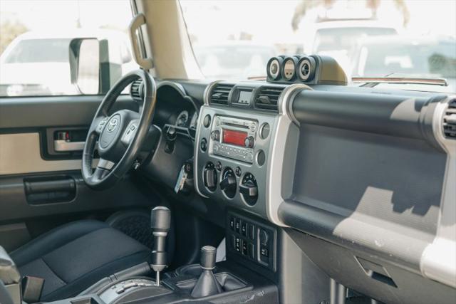 2011 Toyota FJ Cruiser Base