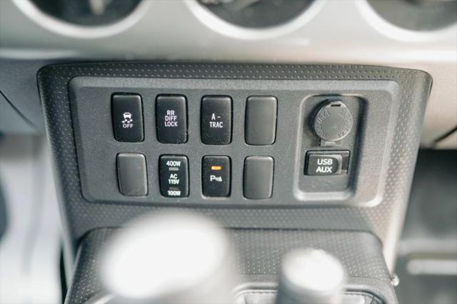 2011 Toyota FJ Cruiser Base