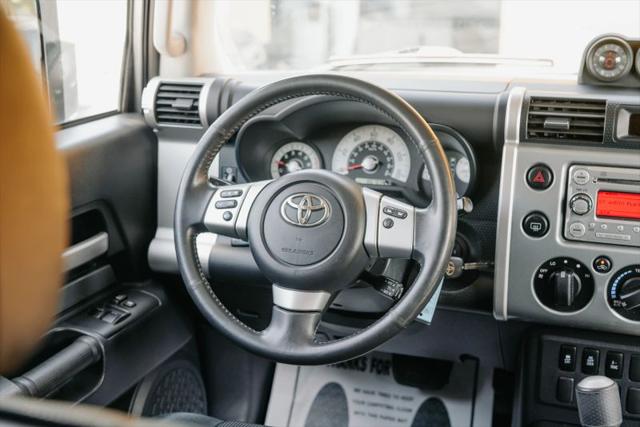 2011 Toyota FJ Cruiser Base