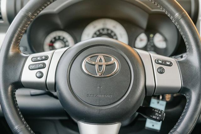 2011 Toyota FJ Cruiser Base