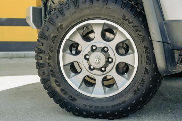 2011 Toyota FJ Cruiser Base