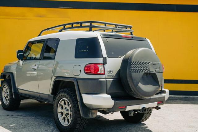 2011 Toyota FJ Cruiser Base