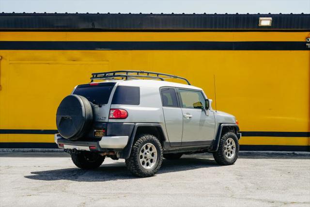 2011 Toyota FJ Cruiser Base