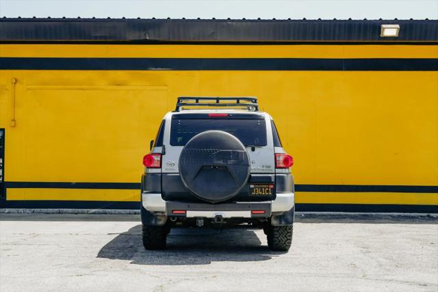 2011 Toyota FJ Cruiser Base