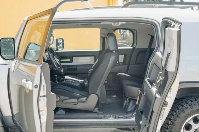 2011 Toyota FJ Cruiser Base
