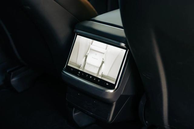 2024 Tesla Model X Long Range