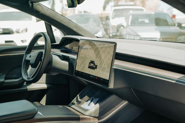 2024 Tesla Model X Long Range