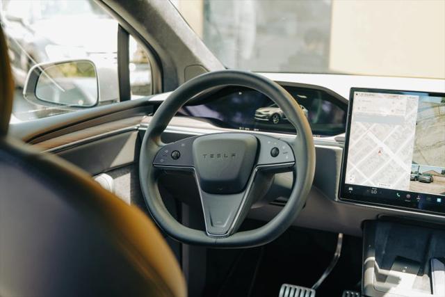 2024 Tesla Model X Long Range